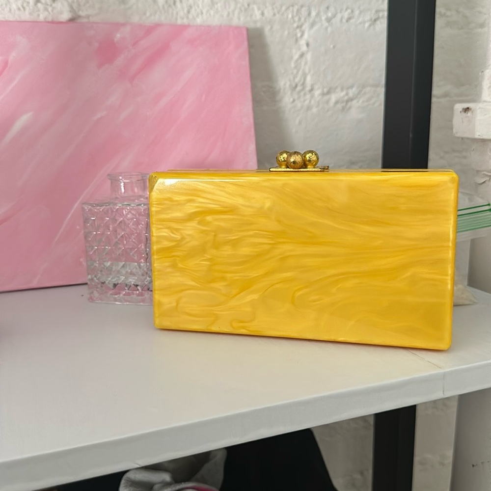 Edie Parker Yellow clutch